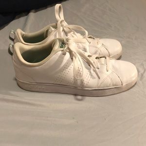 Women’s 6.5 stan smith